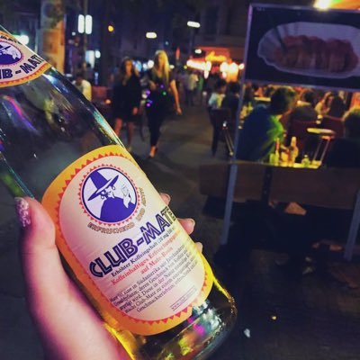 berlin_FB's profile picture. ベルリンにてワーホリ＆フリーランスで2年、人生敗者復活戦で大勝利し、今は帰国して東京在住。Tech&エンタメ企業勤務。東京が居心地良すぎて日々満喫。英語、日本語、時々独語西語。趣味は映画🎬エンタメは雑食🍔