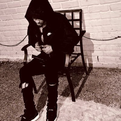 theyknoiget2it's profile picture. big8 #SS 🔙🚪 $elf🅿️aid! wCw ⚖️