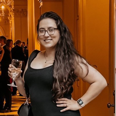 Ph.D candidate (ABD). MARRIED to pompadour @kevinyeaux. Writing on Benjamin Franklin, women, US diplomacy, friendship, and honor. #AcademicSithLord TM