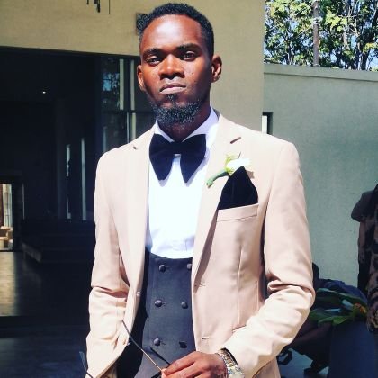 CHRISTLIKE | Metallurgical Engineer | Poet |
Art Curator🔥|
