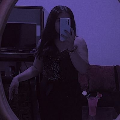 I wanna be defined by the things that I love, not the things I hate
✨ she || her
🏡 @idaylightswift