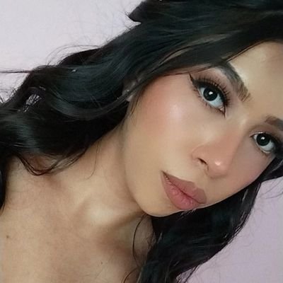 Lauramoor15's profile picture.