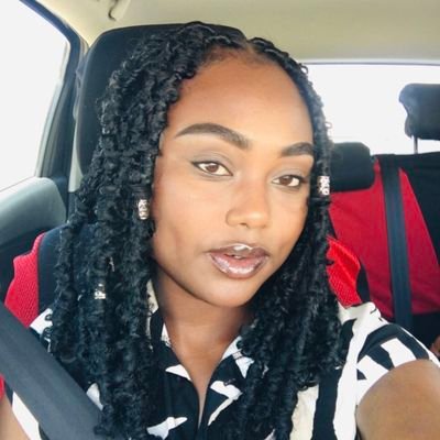 A Jesus following, book reading, food loving, wind chasing, and sunset adoring Omukwanyama girly💕.