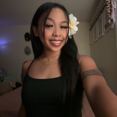 filipino 🇵🇭 // insta’ @iliyanah