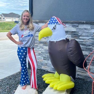 Show me a good loser & I'll show you a loser. Huskers & Raiders but willing to lose money on any team at any time.