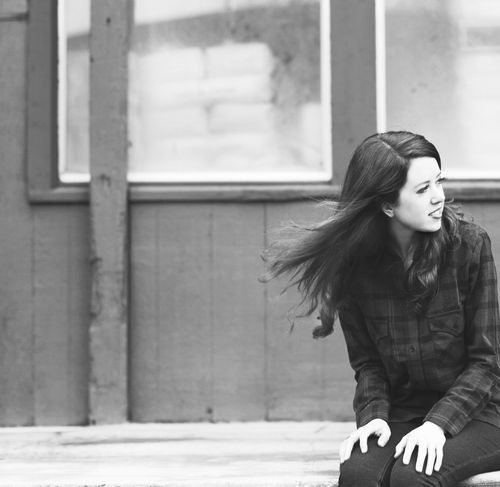 AnnaCateMusic's profile picture. A real-life rocker, songwriter, singer, and harpist.