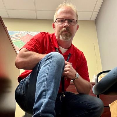 JeremyHTate's profile picture. there's no right way to do the wrong thing..