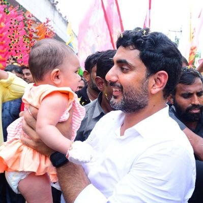 urstrulyganta's profile picture. నారా చంద్రబాబు, అల్లు అర్జున్ అభిమాని

Blood Group: O +ve #TDPTwitter 🚲