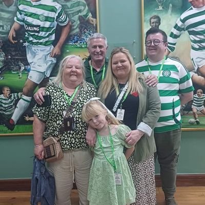 ex hgv driver married for 40 years and 2 overgrown kids. and a grand daughter. support Celtic Fc , mainly from my armchair lol, like music and politics