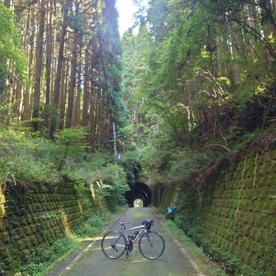 🚵ロード🚲ミニベロ🎣SW・エギング・投げ釣り。😺黒猫ジジ大好きな関西人。しょうもない事がバリバリ気になる平日大好きな安全第一が基本な完全ソロサイクリスト&ポタリスト。