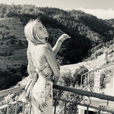 bacs_sl's profile picture. etc