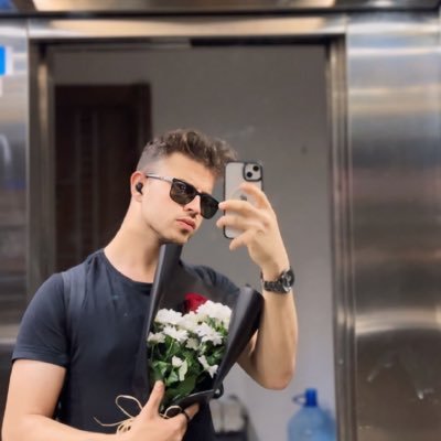 Hsyneksik's profile picture. 