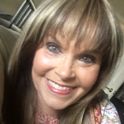 @Carolin86228385