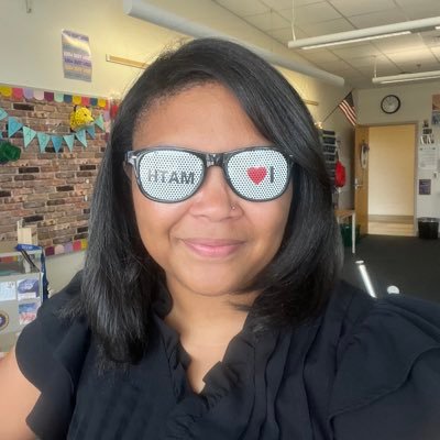 Believer | 7th Grade Math Teacher 📏 | ECU Alum ☠️ | Pitt County Schools + NE Region BTOY 21-22 | 6th Year Teacher | @MPMSleopards 24-25 Teacher of the Year