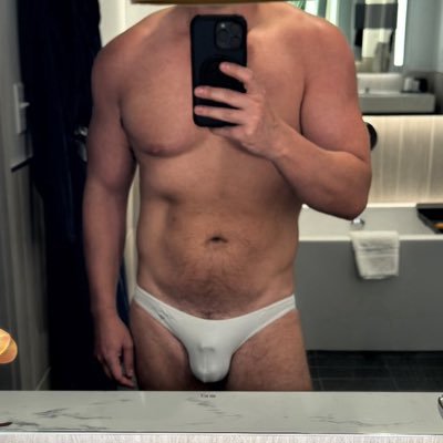 JaydenJohnsonXX's profile picture. 🔞 18+ ONLY, bossy bottom/soft top, FF, chastity, BIG toys and more. Lend me a hand 👊🏼 and spoil me. 🥹