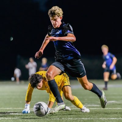 anders_elliot17's profile picture. 6' 4” Forward | #29 @ohiogalaxies 07|08 Elite | #18 Springboro High School | Class of 2026 | NCAA ID# 2404274675 🏴󠁧󠁢󠁥󠁮󠁧󠁿🇺🇸