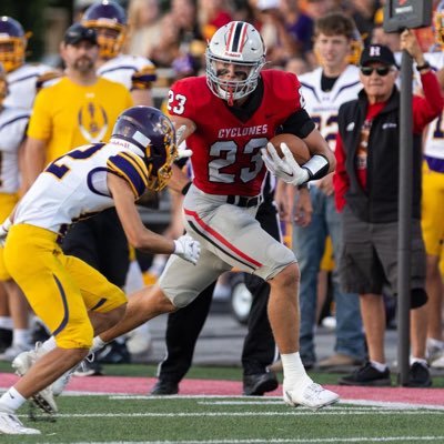 | Harlan Community HS 🌪️2025| Student Athlete🏈🏀🏃♂️⚾ | TE @gojacksfb | 6'4 220 | #23 | 1st Team All State WR/TE DSM Register |
