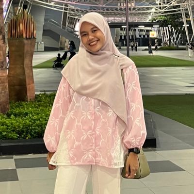 ndramadhani's profile picture. Drop any things comes in my mind here. 🐨