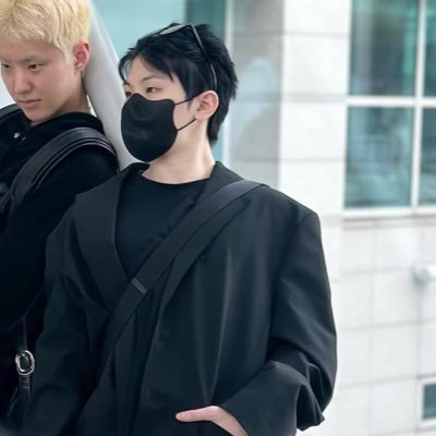 Junhyung63's profile picture. highlight 🩶🖤seventeen 🩵🩷treasure🩵🤍