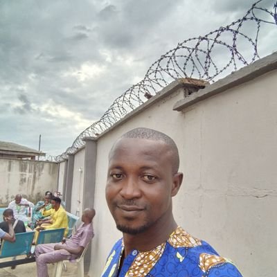 OguntadeSola's profile picture. 