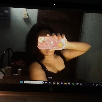 gella_ce's profile picture. cars, coffee, flowers, and f1 || feu-nrmf mls 💉