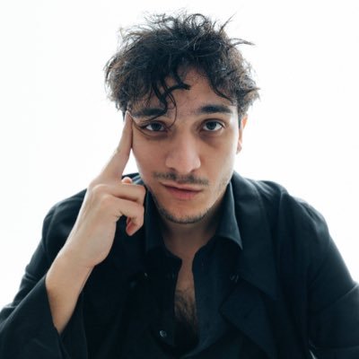 Mandate le vostre confessioni riguardanti Tananai nel modulo pinnato, verranno pubblicate in anonimo qui 💐