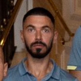 AVFC 🦁 fan | Not actually the 6th greatest midfielder on 🌍 but I have to separate my terrible football views and my professional ones |