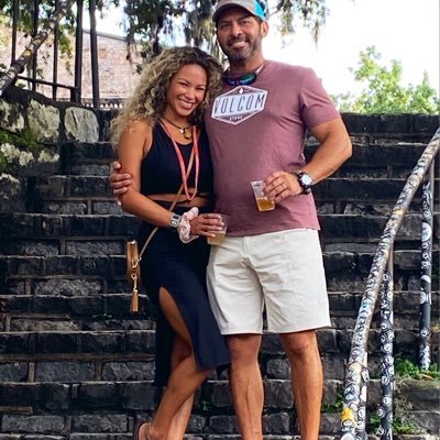 Lives in Chs, Adopted from BR, 🛥️Capt, Aneurysm survivor, Adventure seeker with my best guy❤️ Typo princess