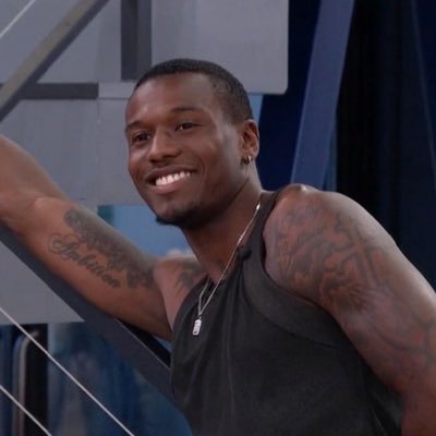 Cam’s official dawgs at the crib #bb26 WE ARE WATCHING