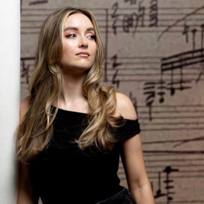 ClaireHabbersh2's profile picture. Collaborative Pianist ✨