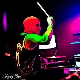 pro touring drummer ,heathensun, blackbelt kickboxer, sensei, weight cut specialist, sponsored @spaundrums @vratim