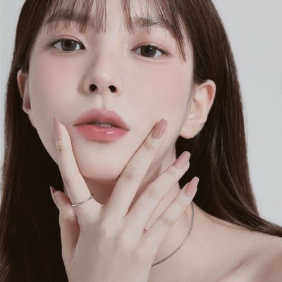 Soohtyun's profile picture. An evening star, the fairest of all the stars.