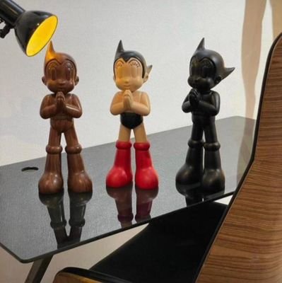 cutemonica02's profile picture. Cute_monica
 5'2
born  in Columbia, Maryland. Of mixed German and Italian descent. 
Ex choir  🤣 theater, and cheerleading in high school.