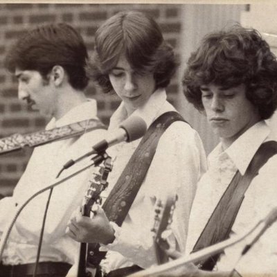 Since '76, Song blessed by JPII. #1 Indie 2020. Best CC EP https://t.co/E41kiDpfHP 🙏🌊🎼👏 https://t.co/3NLei6Yz7m
