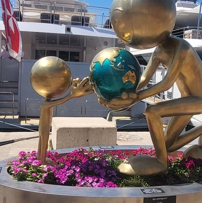 MadeleineStra10's profile picture. Mitglied des Klimarates der Bürger:innen, Juristin, Mutter von zwei Teenager, Pulverschneefan und SV Ried ist wieder in der 1.Liga