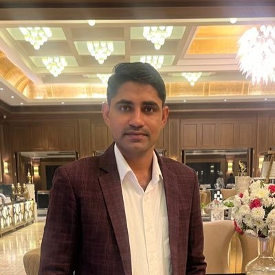 VhoCo81199's profile picture. 