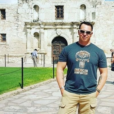 merrickisabella's profile picture. 