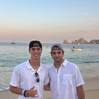 andrewsams_'s profile picture. 