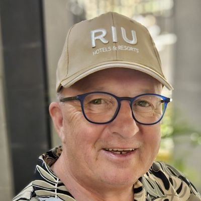 peteryoung_uk's profile picture. 