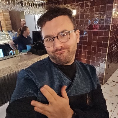 ArrowsIngleby's profile picture. Lover of words and Star Trek! 🖖They/Them