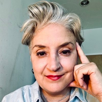 Donuts, Queers, Politics, Pop Culture, I am Huguette Clark
They/Them/She/Her 🏳️🌈
amydipa at Insta