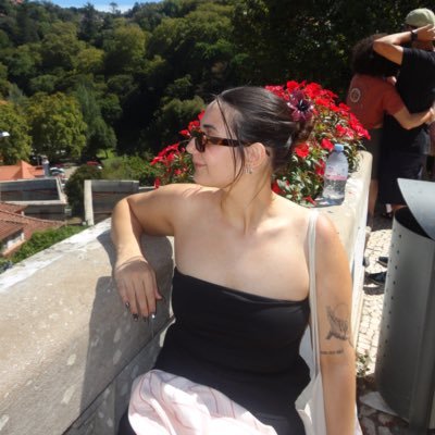 eu uso o nickname de Alaska há 8 anos e ninguém me trata por esse nome