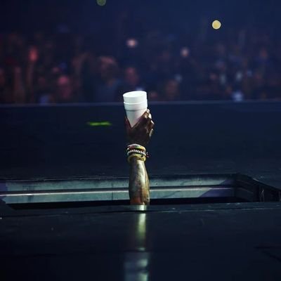 AlbertoCarloes's profile picture. Not for everybody!🌏
🌍