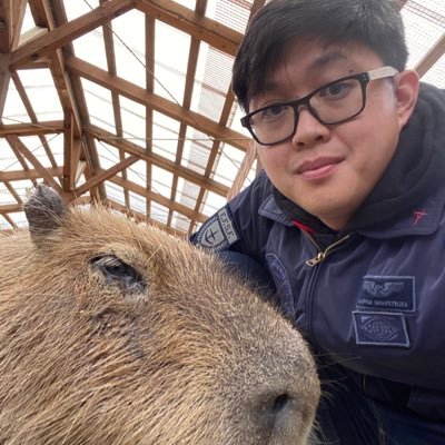 UndefeatedEast's profile picture. 