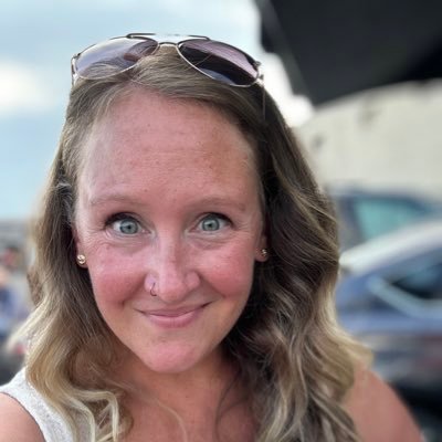 A Middle School teacher of students, life lessons, love, and occasionally English Language Arts.