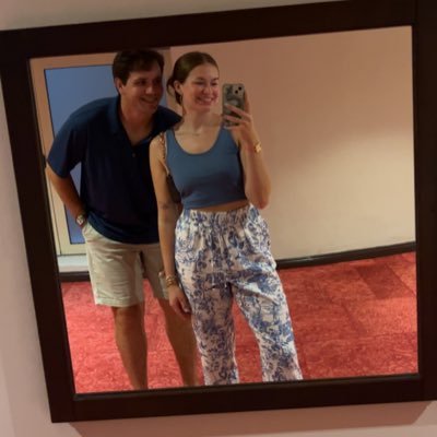 _claudiaking's profile picture. 🩺❤️