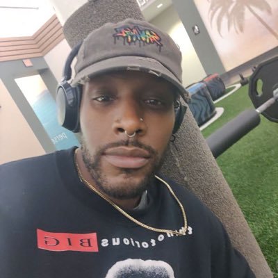 lamarthefirst's profile picture. Just your favorite body builder and gym guy 💪💪