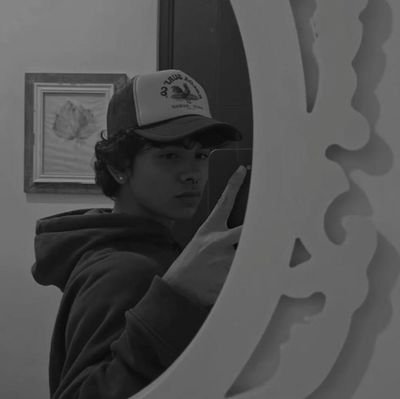 Arielmasissc's profile picture. 🎱