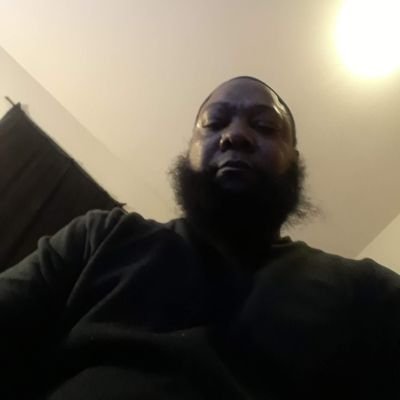 looking for a real one to have fun travel etc! hello world 🌍!