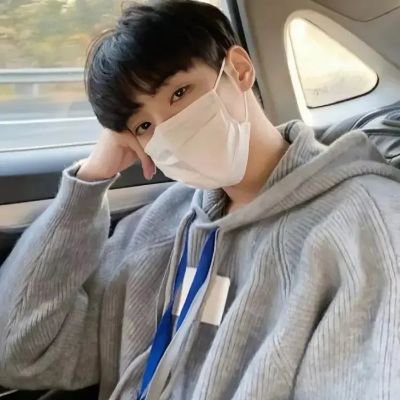 vsRFtXr6FN15296's profile picture. 